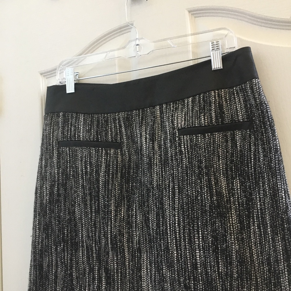 Ladies’ Calvin Klein Skirt (8)